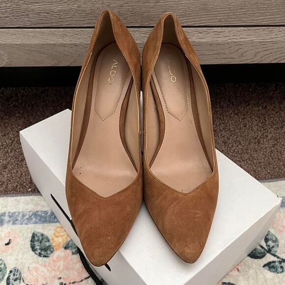 Aldo Women's Brown and Tan Courts - Picture 1 of 4